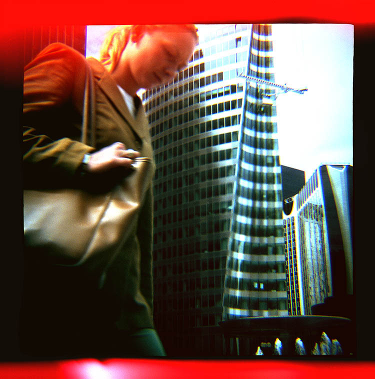 toy's camera jojaflex midi à la défense 06