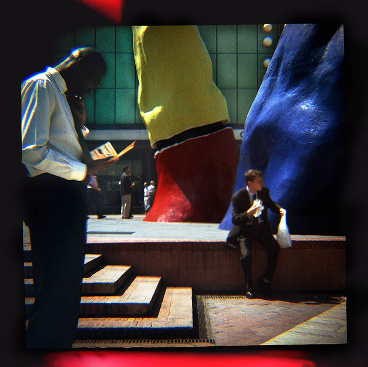 toy's camera jojaflex midi à la défense 11