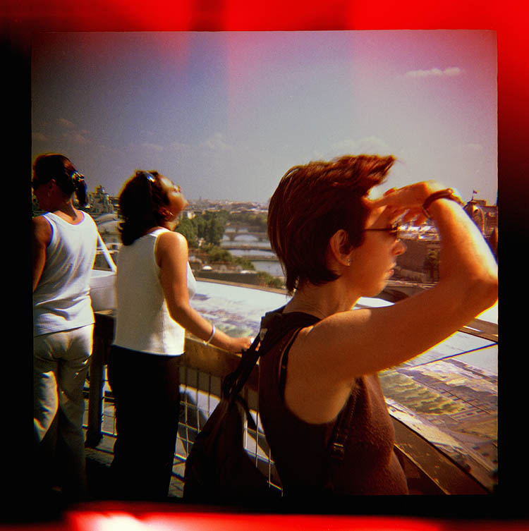 toy's camera jojaflex paris terrasse la samaritaine